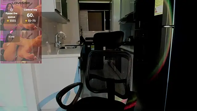 alice coopperx online show from February 14, 7:27 am