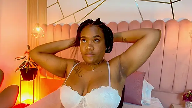 Snapshot of Chloee_Miller1 chatting on September 9, 12:26 pm Chloee Miller1 online show from September 9, 12:26 pm