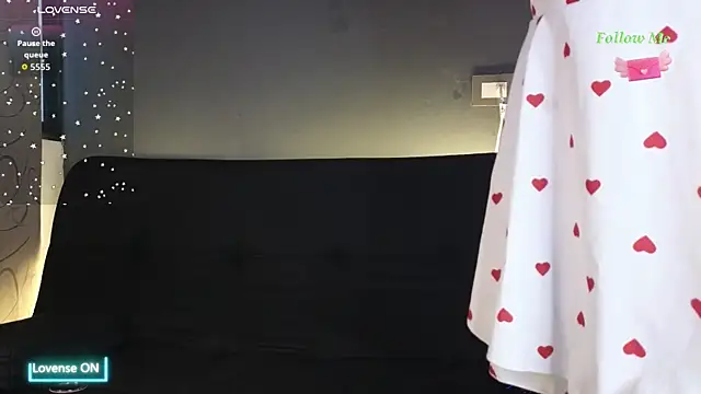 Luna sophya online show from November 18, 8:02 pm