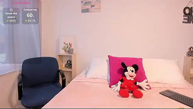 Natalia  Miller online show from October 22, 9:14 pm