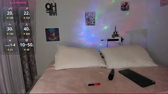 Natalia  Miller online show from December 4, 9:56 pm