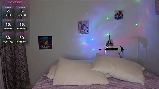 Natalia  Miller online show from December 18, 8:26 pm