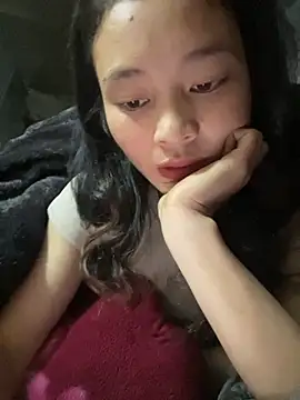 Snapshot of Kieu_xxx chatting on November 3, 2:24 am Kieu xxx online show from November 3, 2:24 am