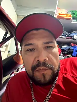 Snapshot of cfomega4592 chatting on November 29, 2:36 am cfomega4592 online show from November 29, 2:36 am