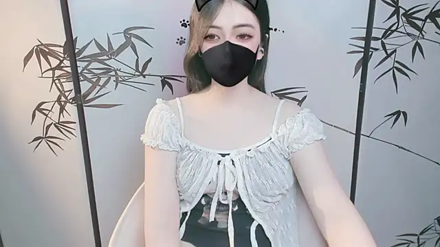 Sparkly Candy online show from December 1, 9:36 am