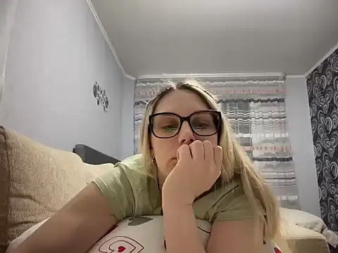 NikexPretty online show from March 19, 9:08 pm