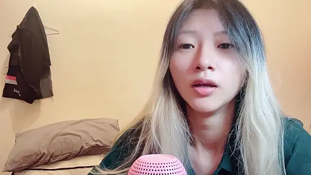 Snapshot of xu9920 chatting on September 9, 12:37 pm xu9920 online show from September 9, 12:37 pm