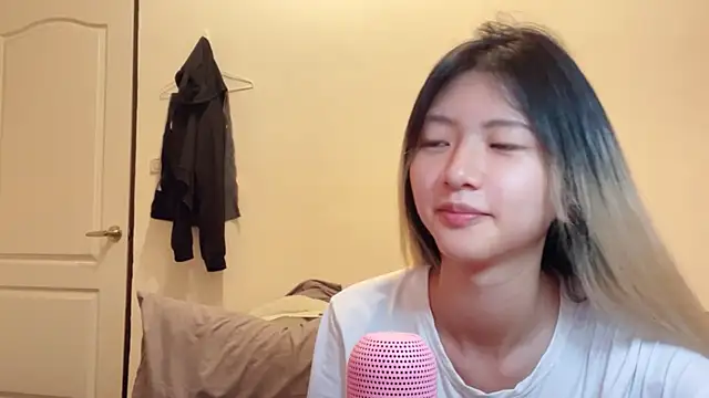 Snapshot of xu9920 chatting on September 11, 12:38 pm xu9920 online show from September 11, 12:38 pm