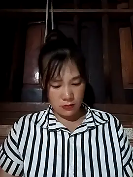 Snapshot of lai_tay chatting on October 14, 8:04 am lai tay online show from October 14, 8:04 am