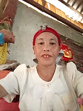 me-cute online show from September 10, 10:15 am