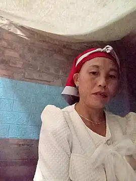 me-cute online show from October 15, 9:04 pm