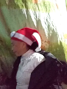 me-cute online show from November 13, 1:54 pm