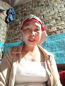 me-cute online show from December 5, 12:14 pm