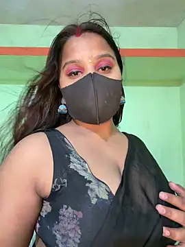 Shneeha le online show from April 4, 4:04 pm