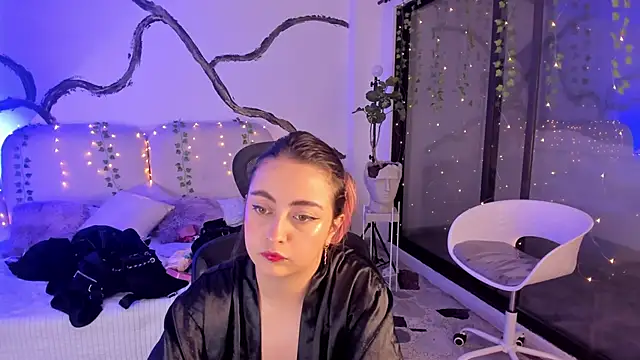 SarahCastro1  online show from November 1, 4:36 am