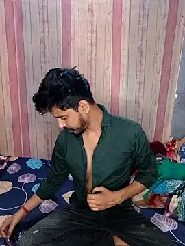 fcukboiiiii69 online show from March 14, 7:19 pm