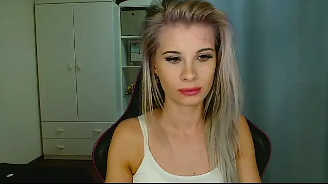 KristineGlow online show from January 14, 7:19 pm