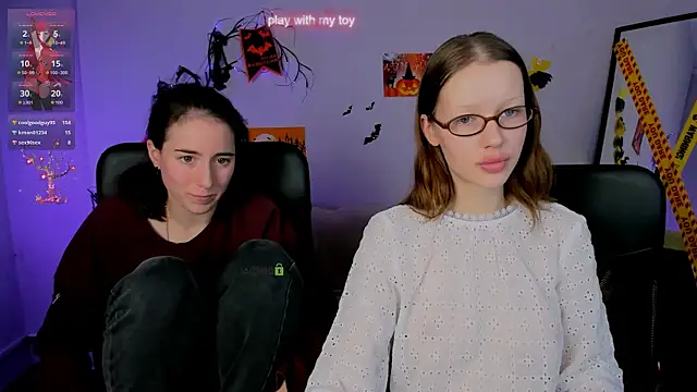 Snapshot of daisy_baby1 chatting on October 26, 2:39 am daisy baby1 online show from October 26, 2:39 am