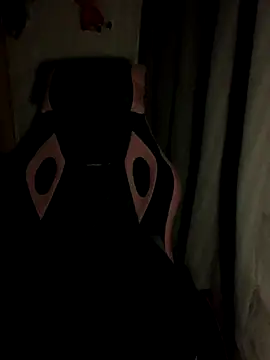 Snapshot of 1986fra chatting on September 17, 9:44 am 1986fra online show from September 17, 9:44 am