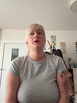 Rozendefotz online show from February 19, 3:08 pm