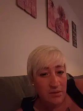 Rozendefotz online show from May 22, 9:53 pm