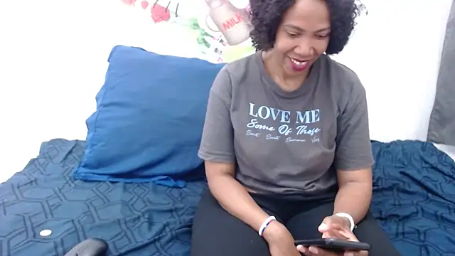 XSexySnow30XX online show from December 19, 12:56 pm