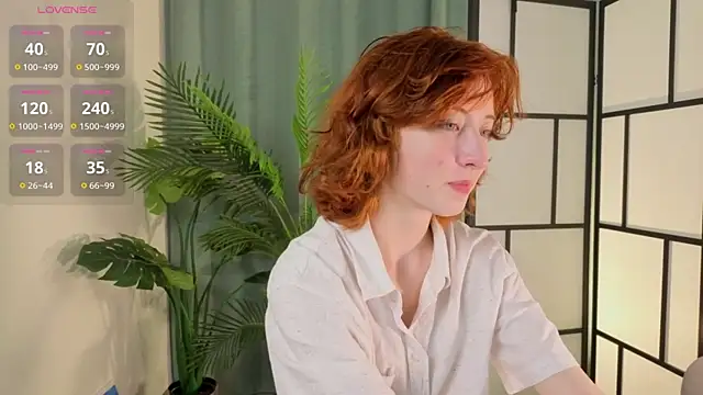 JuanaFriesz online show from September 18, 7:10 am