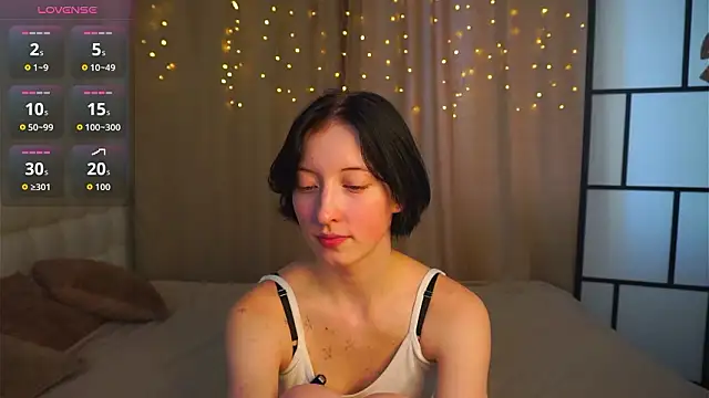 JuanaFriesz online show from February 5, 9:14 am