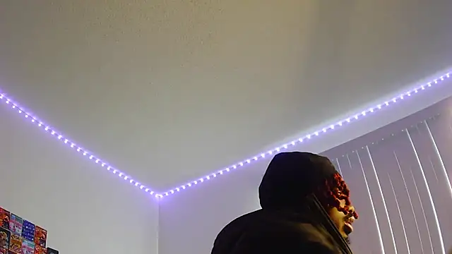 Snapshot of risktakinndolo chatting on September 18, 5:15 pm risktakinndolo online show from September 18, 5:15 pm