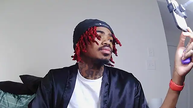 Snapshot of risktakinndolo chatting on September 28, 2:55 pm risktakinndolo online show from September 28, 2:55 pm