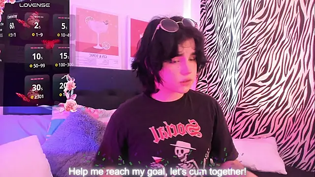 Snapshot of damienbeltmonth chatting on September 11, 2:06 pm damienbeltmonth online show from September 11, 2:06 pm