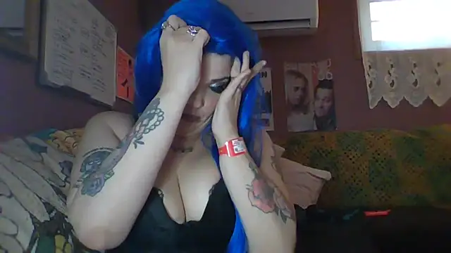 thickasstley online show from April 29, 9:54 pm