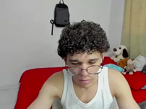 Tom Blues online show from October 2, 1:29 pm