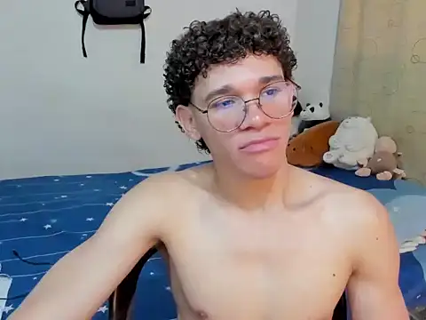 Tom Blues online show from October 20, 2:17 pm