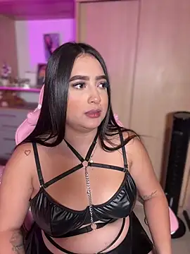 Emiily Moore1 online show from January 31, 11:47 pm