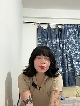 aliciia 23 online show from November 12, 4:46 am