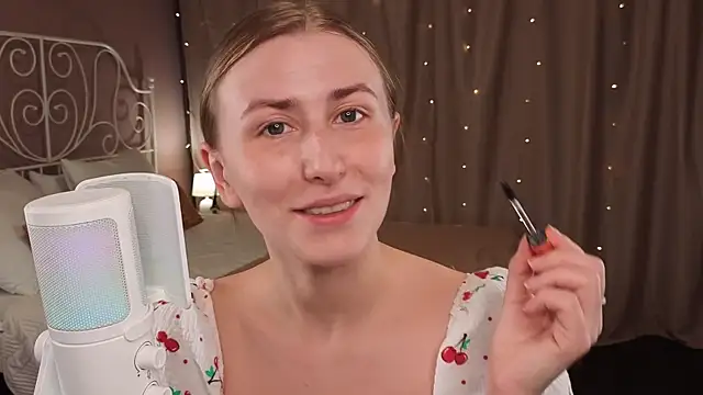 Snapshot of VesperaCeleste chatting on November 8, 5:40 am VesperaCeleste online show from November 8, 5:40 am