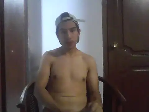 Twinksecret  online show from April 1, 4:02 am