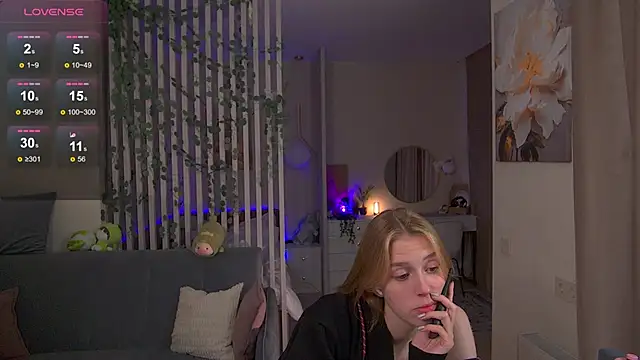 sofiapurex online show from October 12, 6:51 pm