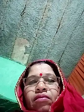 Manavi x online show from January 5, 10:02 pm