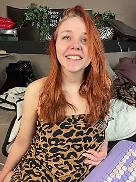 PollyVinice online show from December 22, 4:37 pm