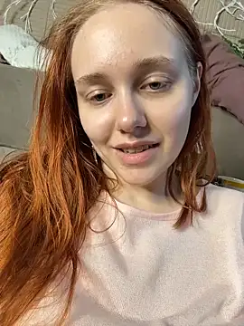 Snapshot of PollyVinice chatting on June 22, 3:20 pm PollyVinice online show from June 22, 3:20 pm
