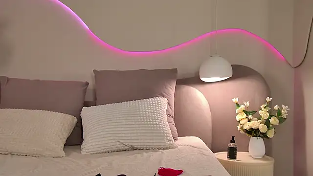 NicolSpace online show from March 16, 3:34 am