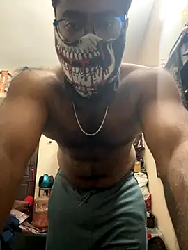 Snapshot of DJLOVE280825 chatting on December 15, 8:57 pm DJLOVE280825 online show from December 15, 8:57 pm