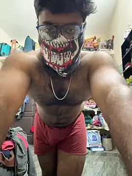 Snapshot of DJLOVE280825 chatting on December 17, 12:38 am DJLOVE280825 online show from December 17, 12:38 am