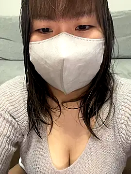 xxx yuna xxx online show from November 3, 7:48 pm