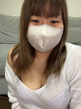 xxx yuna xxx online show from November 13, 7:35 pm