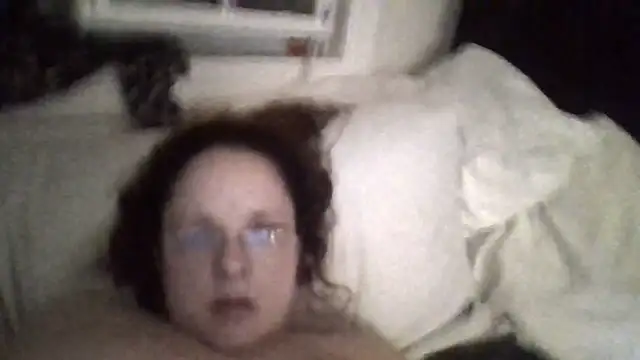 Snapshot of Rosalee2 chatting on September 19, 9:11 am Rosalee2 online show from September 19, 9:11 am