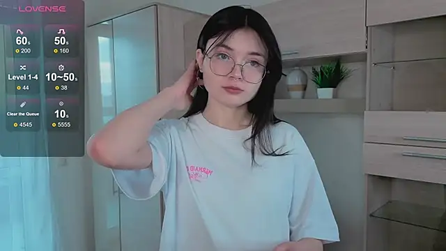 Susan Gardner online show from November 14, 6:12 am