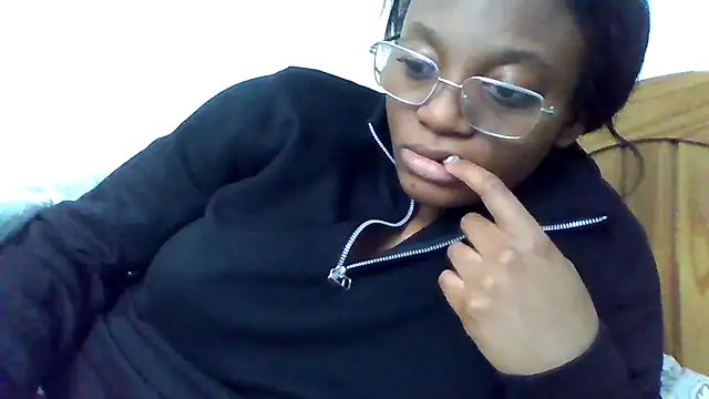 SexyGemBeautyX online show from December 1, 11:37 am